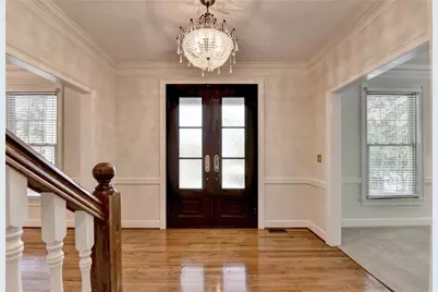 2859 Village Court, Gainesville, GA 30506 - Photo 8