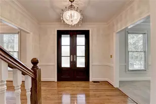 2859 Village Ct, Gainesville, GA 30506 - Photo 8