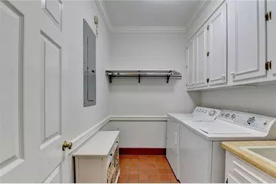 2859 Village Court, Gainesville, GA 30506 - Photo 14