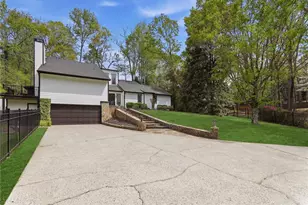 4061 Laurel Ridge Trail SE, Smyrna, GA 30080 - Photo 14