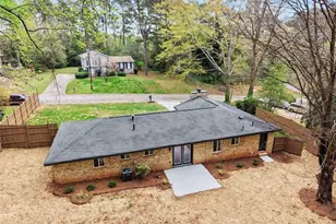 577 Simone Way, Stone Mountain, GA 30087 - Photo 2