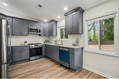 577 Simone Way, Stone Mountain, GA 30087 - Photo 10