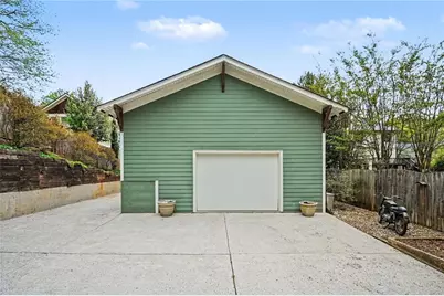 2119 Oakview Road SE, Atlanta, GA 30317 - Photo 44