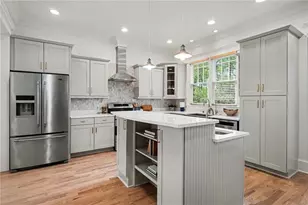 2119 Oakview Rd SE, Atlanta, GA 30317 - Photo 10