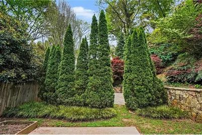 2119 Oakview Road SE, Atlanta, GA 30317 - Photo 46