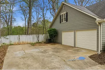 139 Stanbrough Drive, Dallas, GA 30157 - Photo 4