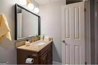 131 E Broad Street #706, Athens, GA 30601 - Photo 18