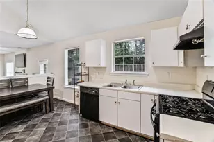 675 Michael Cir, Monroe, GA 30655 - Photo 12