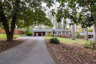 3963 Craigwood Dr, Duluth, GA 30096 - Photo 6