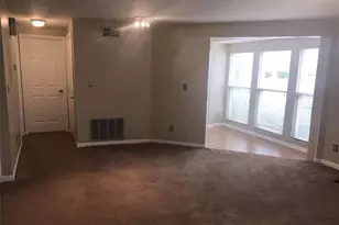 4241 Parkview Ct, Stone Mountain, GA 30083 - Photo 8