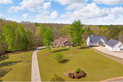 35 Villa Court, Hartwell, GA 30643 - Photo 4