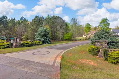 35 Villa Court, Hartwell, GA 30643 - Photo 6