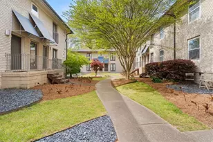 2023 Oakview Rd SE, Atlanta, GA 30317 - Photo 2