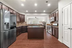 4615 Cold Spring Ct, Cumming, GA 30041 - Photo 4