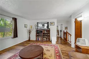 1156 Alpine Hills Dr, Stone Mountain, GA 30083 - Photo 2