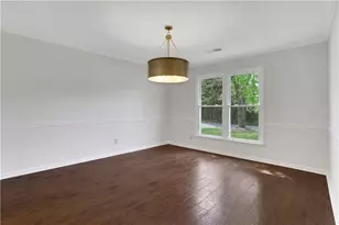 4655 Hampton Square Dr, Alpharetta, GA 30022 - Photo 14