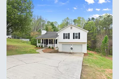 5037 Holly Hock Drive, Flowery Branch, GA 30542 - Photo 4