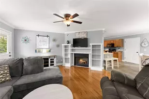 104 View St, Clarkesville, GA 30523 - Photo 4