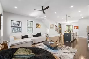 2004 Oak Ln NW, Atlanta, GA 30318 - Photo 8