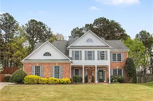 2725 Ivy Hill Dr, Buford, GA 30519 - Photo 2