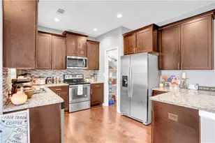 7789 Village Pass, Fairburn, GA 30213 - Photo 20