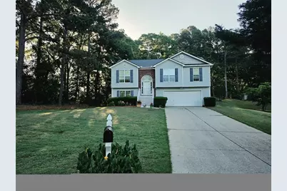 397 E Sycamore Drive, Winder, GA 30680 - Photo 1