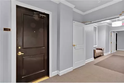 2828 Peachtree Road NW #1402, Atlanta, GA 30305 - Photo 4