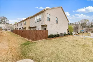 1255 Lanier Meadow Dr, Sugar Hill, GA 30518 - Photo 38