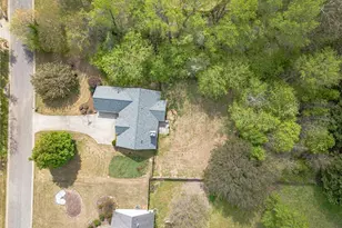6130 Devonshire Dr, Flowery Branch, GA 30542 - Photo 36