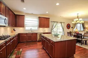 1277 Sailwind Ct, Buford, GA 30518 - Photo 4
