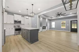 149 Woodridge Cir, Lagrange, GA 30241 - Photo 8