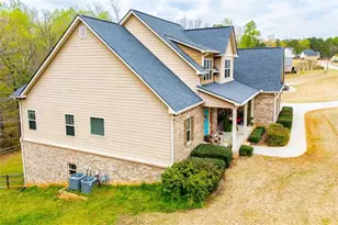 7660 Brookcrest Ct, Douglasville, GA 30135 - Photo 2