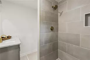 1262 Sparrow Ln, Decatur, GA 30033 - Photo 12