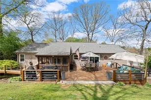 1003 Knotts Pointe Dr, Woodstock, GA 30188 - Photo 4