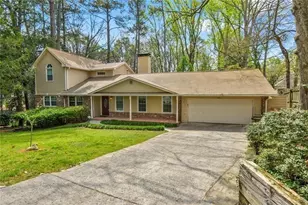 1631 Harts Mill Rd, Brookhaven, GA 30319 - Photo 2