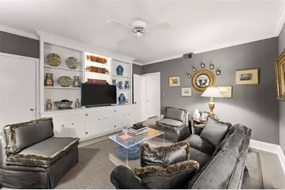 2734 Peachtree Road NW #C301, Atlanta, GA 30305 - Photo 10