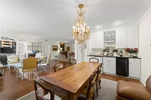 2734 Peachtree Rd NW, Atlanta, GA 30305 - Photo 4