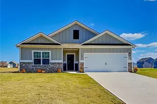 1201 Fendt Dr, Locust Grove, GA 30248 - Photo 1