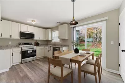 4273 Chestnut Lake Avenue, Lithonia, GA 30038 - Photo 4