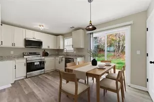 4273 Chestnut Lake Ave, Lithonia, GA 30038 - Photo 4