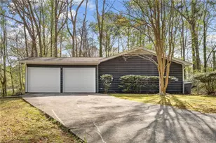 3400 Creek Hollow Dr, Marietta, GA 30062 - Photo 4