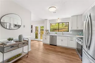 3400 Creek Hollow Dr, Marietta, GA 30062 - Photo 16