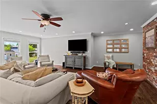 200 Corinth Ct, Roswell, GA 30075 - Photo 8