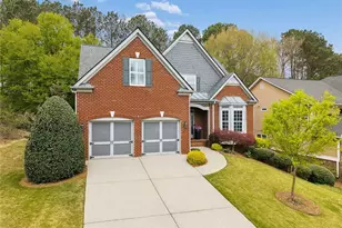 5403 Landsdowne Ct, Cumming, GA 30041 - Photo 2