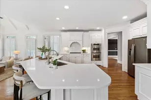 210 Ansley Close, Roswell, GA 30075 - Photo 34