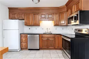 7 Scotland Pl NW, Atlanta, GA 30318 - Photo 8