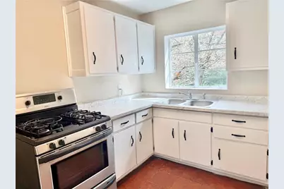 1381 Normandy Drive NE #4, Atlanta, GA 30306 - Photo 12