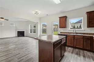 712 Douglass Cir, McDonough, GA 30253 - Photo 8