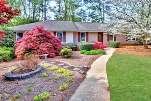 494 Embry Ln, Marietta, GA 30066 - Photo 2