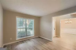 1570 Twin Bridge Ln, Lawrenceville, GA 30043 - Photo 8